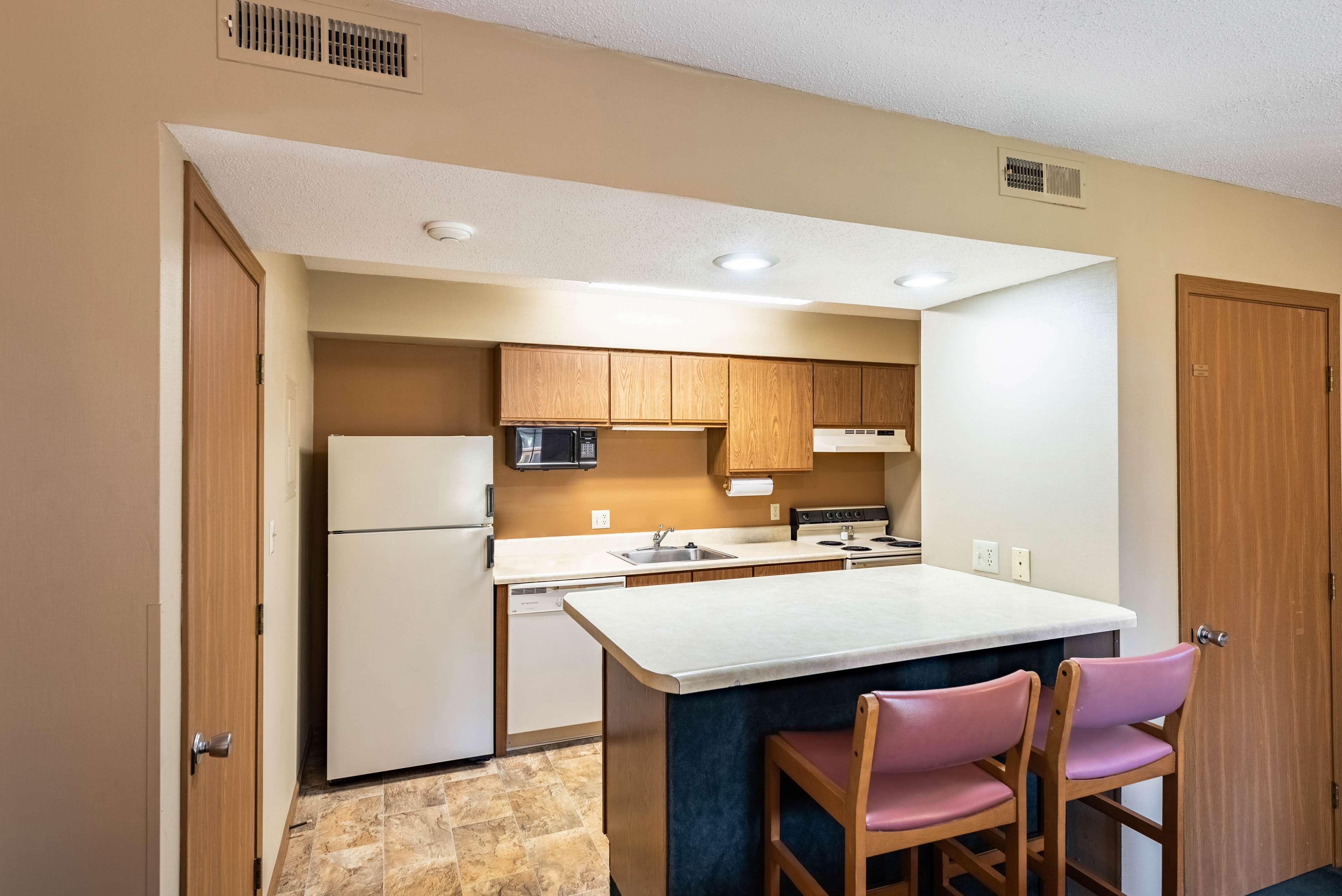 Americas Best Value Inn St. Marys Екстер'єр фото
